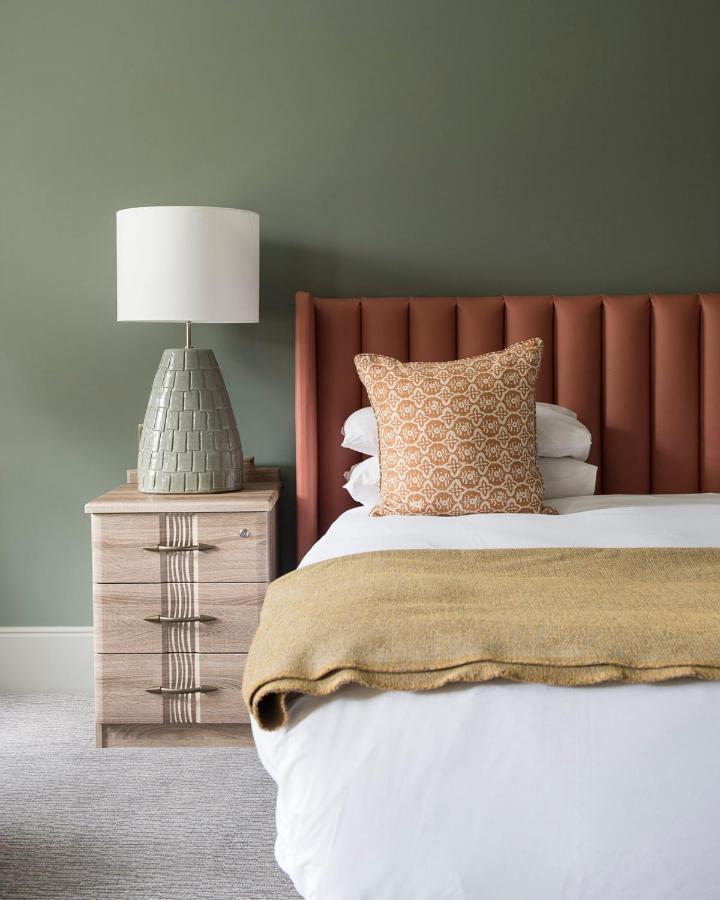 Bush Hotel Farnham 法纳姆 外观 照片