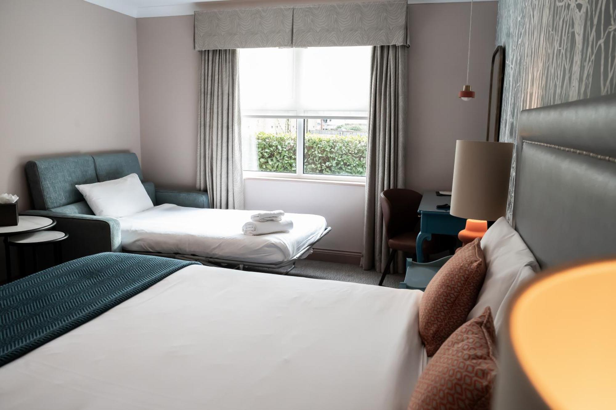 Bush Hotel Farnham 法纳姆 外观 照片
